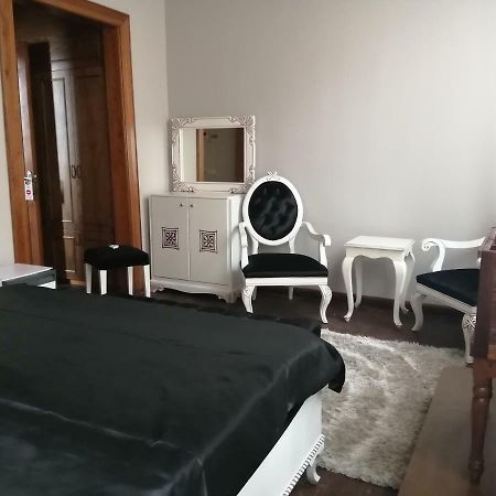 Les Pergamon Boutige Otel Restourant Bergama Exterior photo